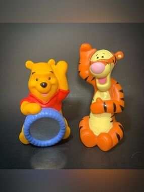 Vintage Winnie the Pooh 5” Holding Mirror and Tigger Figure Mattel Disney Lot